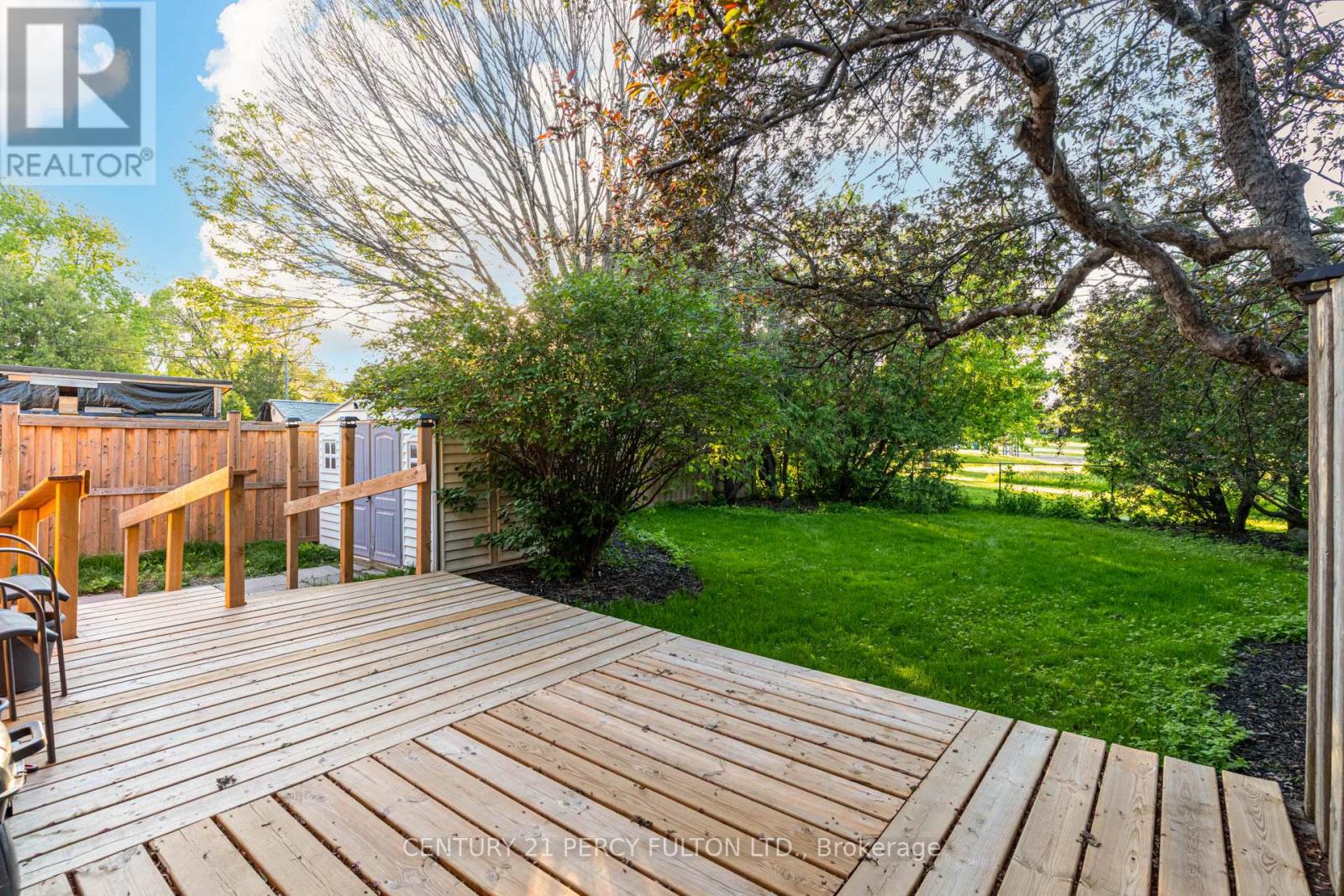 10 Mendip Crescent, Toronto, Ontario  M1P 1Y4 - Photo 44 - E13215034