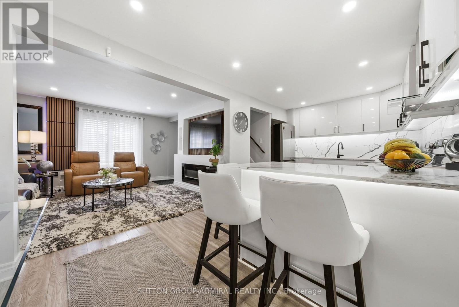 20 Brock Street E, Oshawa, Ontario  L1G 1R9 - Photo 6 - E13215146