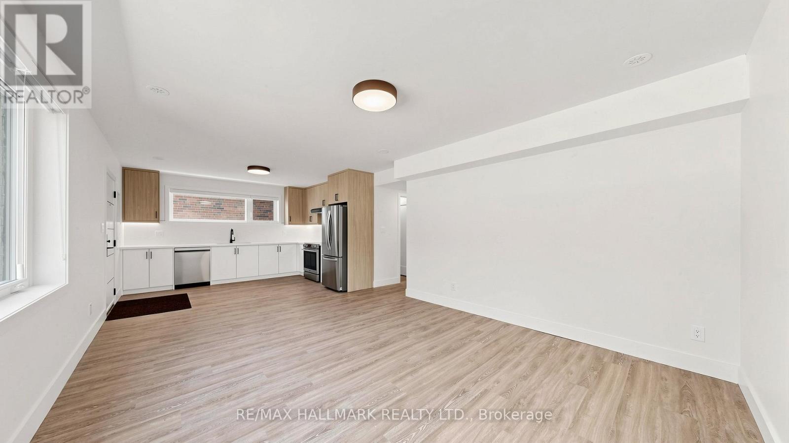 Main Floor - 655 O'connor Drive, Toronto, Ontario  M4C 3A8 - Photo 14 - E13215192