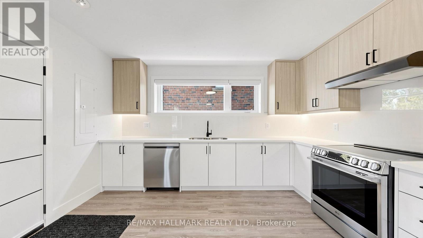 Main Floor - 655 O'connor Drive, Toronto, Ontario  M4C 3A8 - Photo 15 - E13215192