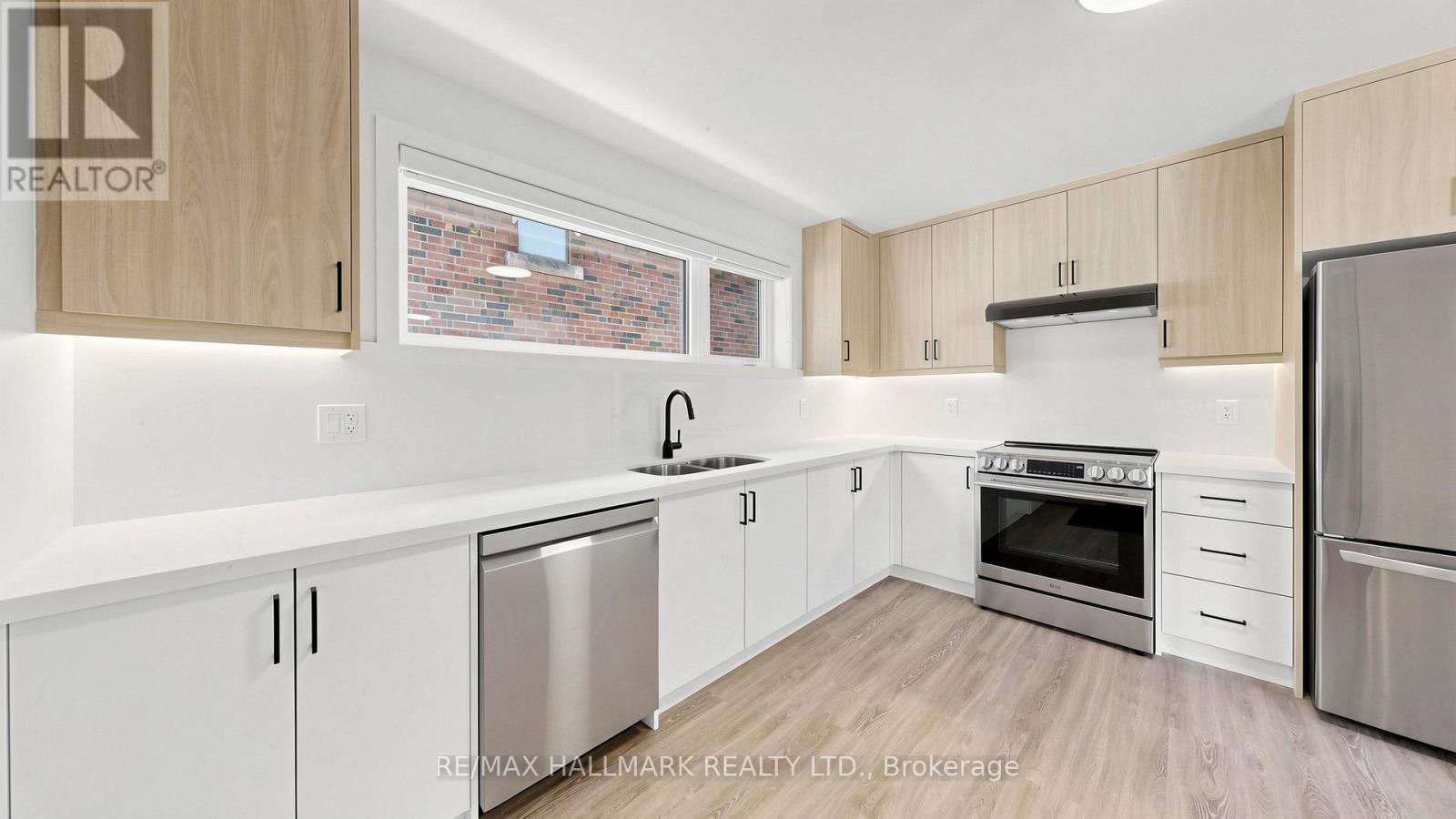 Main Floor - 655 O'connor Drive, Toronto, Ontario  M4C 3A8 - Photo 18 - E13215192