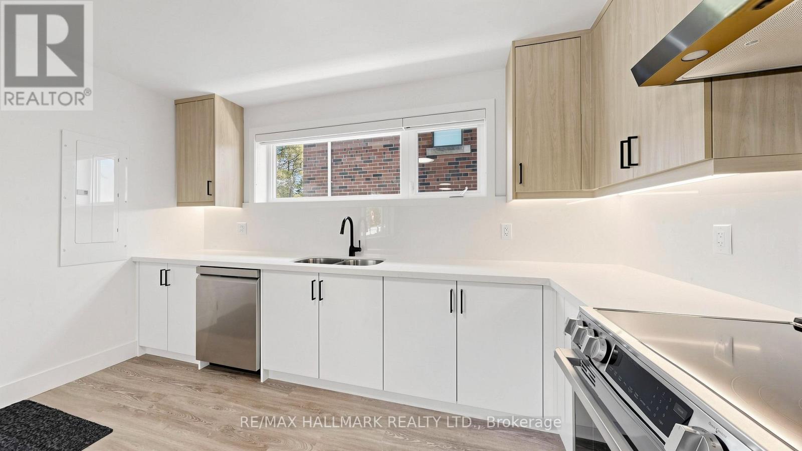 Main Floor - 655 O'connor Drive, Toronto, Ontario  M4C 3A8 - Photo 20 - E13215192