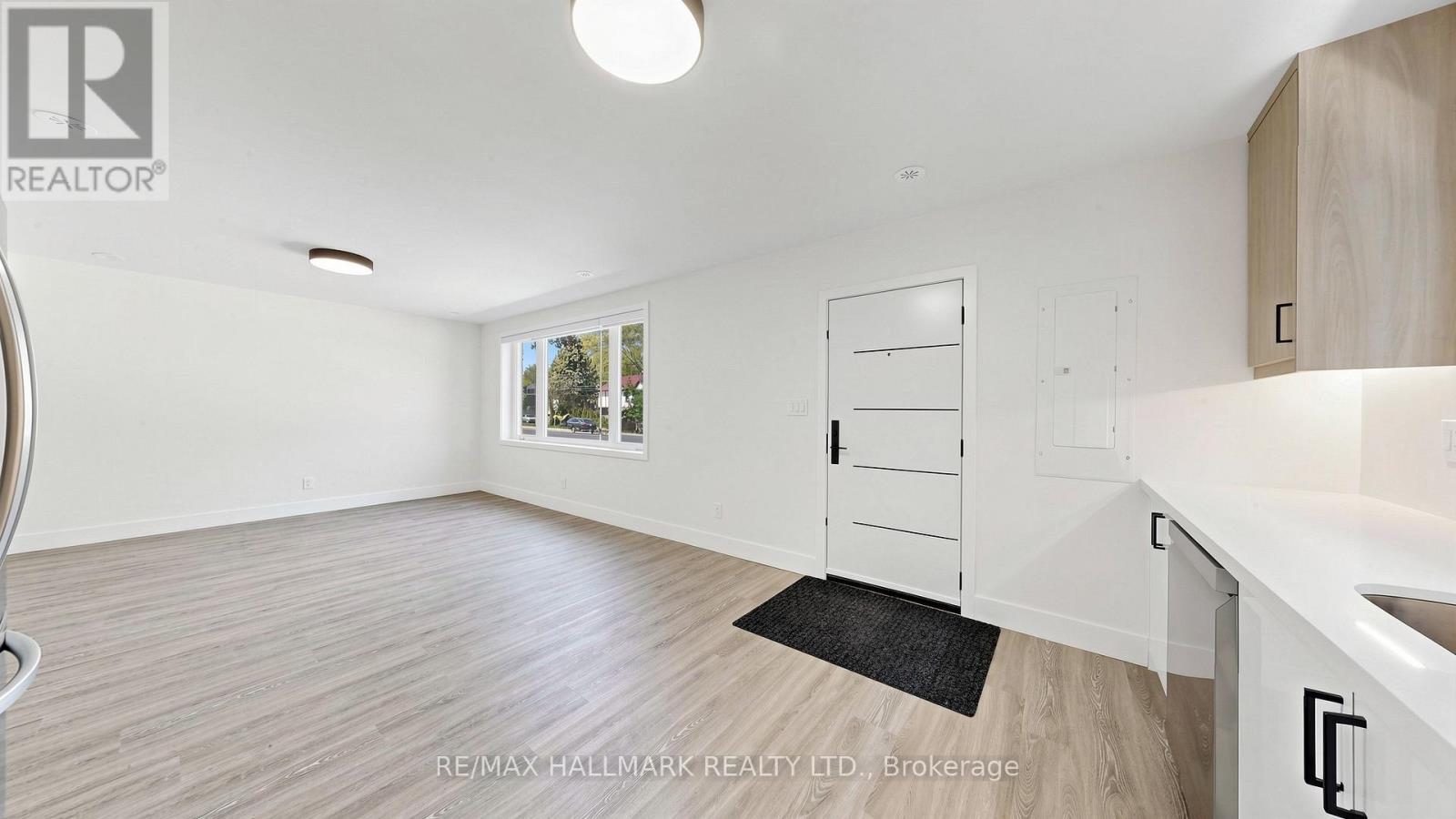 Main Floor - 655 O'connor Drive, Toronto, Ontario  M4C 3A8 - Photo 21 - E13215192