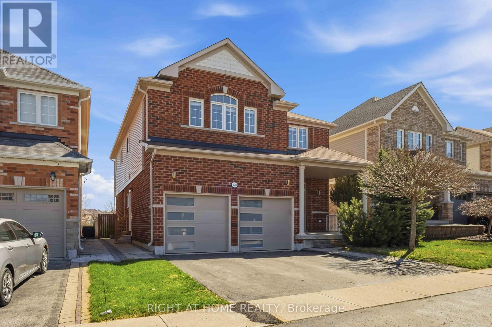 1649 Quail Run Drive, Oshawa, Ontario  L1K 0L9 - Photo 2 - E13215230