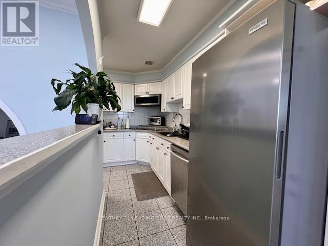 911 - 80 Grandravine Drive, Toronto, Ontario  M3J 1B2 - Photo 9 - W13214672