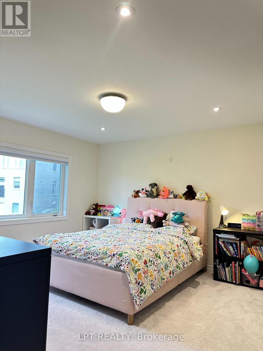 33 Fair Winds Lane, East Gwillimbury, Ontario  L9N 0V8 - Photo 10 - N13215098