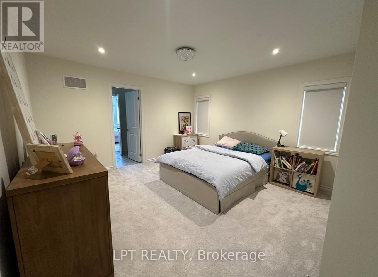 33 Fair Winds Lane, East Gwillimbury, Ontario  L9N 0V8 - Photo 12 - N13215098
