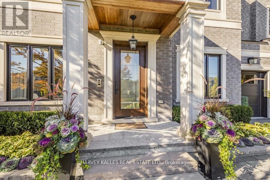 10 Malaren Road, Vaughan, Ontario  L6A 1E5 - Photo 4 - N13215122