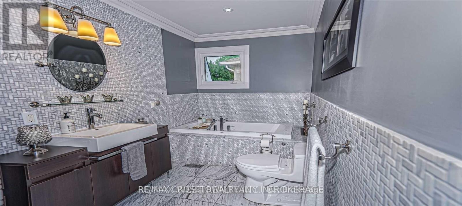 147 Ellis Avenue, King, Ontario  L0G 1N0 - Photo 9 - N13215134