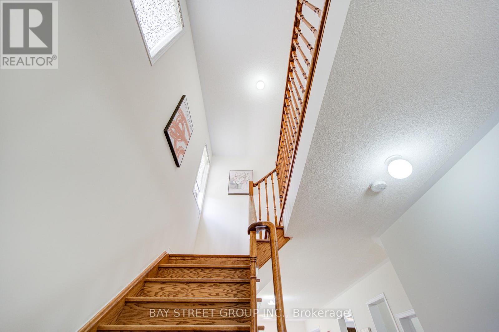 82 Coleluke Lane, Markham, Ontario  L3S 0B7 - Photo 8 - N13215234