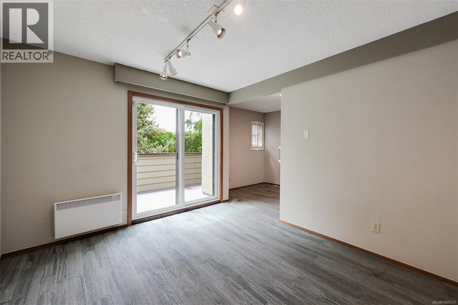 558 Dallas Rd, Victoria, British Columbia  V8V 1B4 - Photo 28 - 1038331
