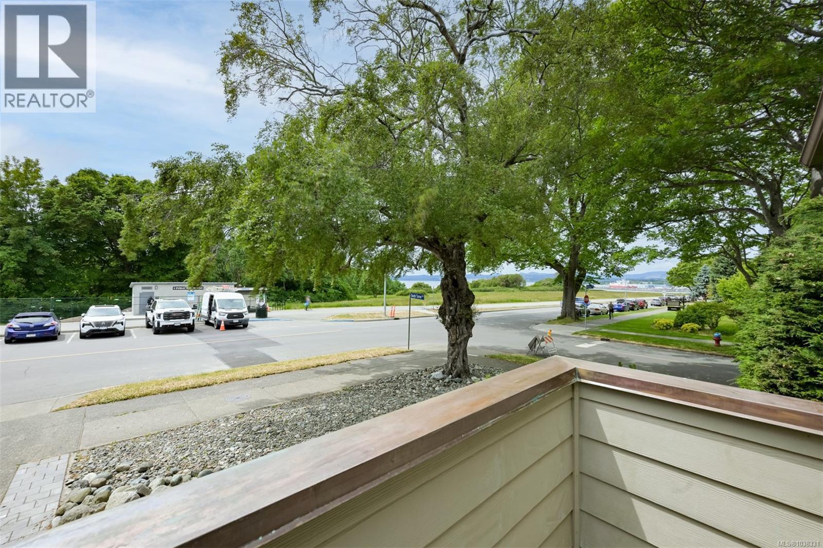 558 Dallas Rd, Victoria, British Columbia  V8V 1B4 - Photo 18 - 1038331