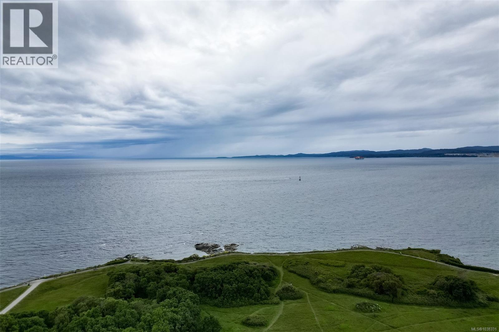 558 Dallas Rd, Victoria, British Columbia  V8V 1B4 - Photo 41 - 1038331
