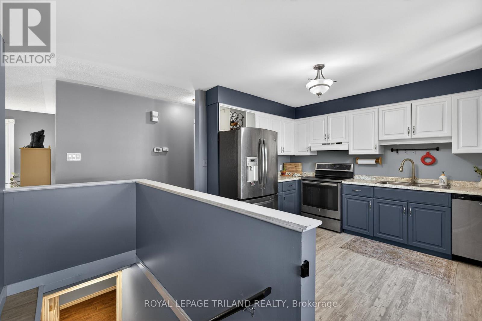 24 Farmington Avenue, Aylmer, Ontario  N5H 3E4 - Photo 12 - X13215500