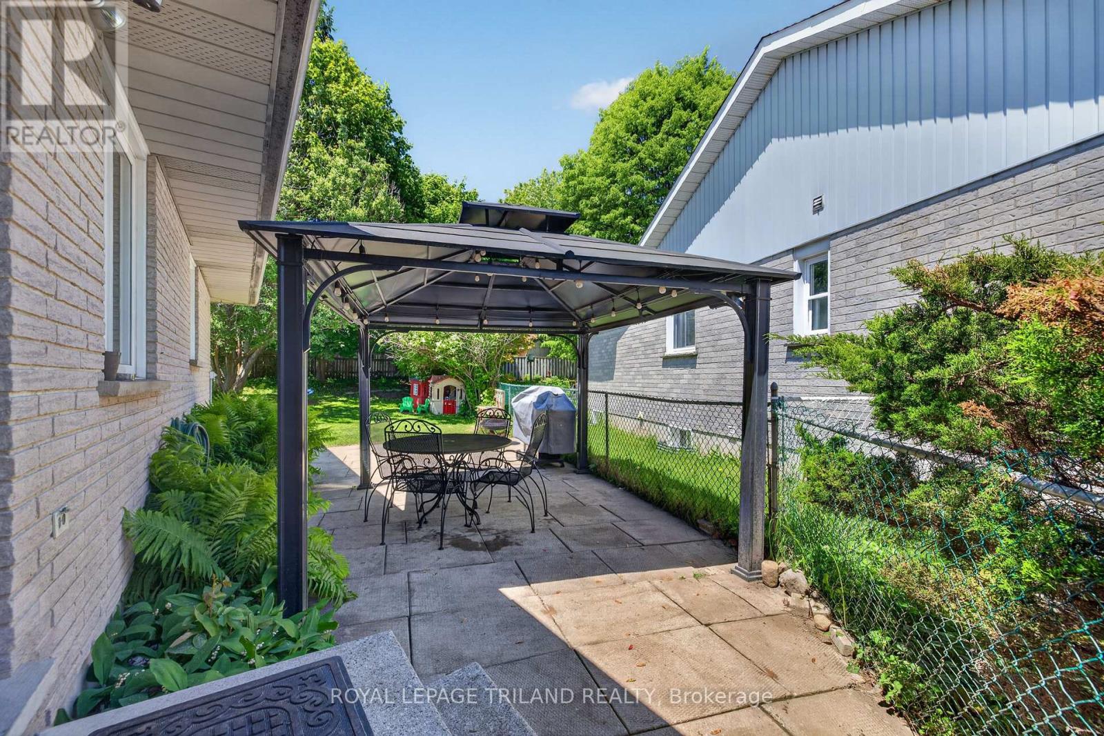 24 Farmington Avenue, Aylmer, Ontario  N5H 3E4 - Photo 31 - X13215500