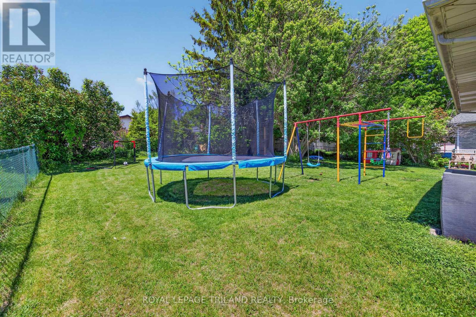 24 Farmington Avenue, Aylmer, Ontario  N5H 3E4 - Photo 33 - X13215500