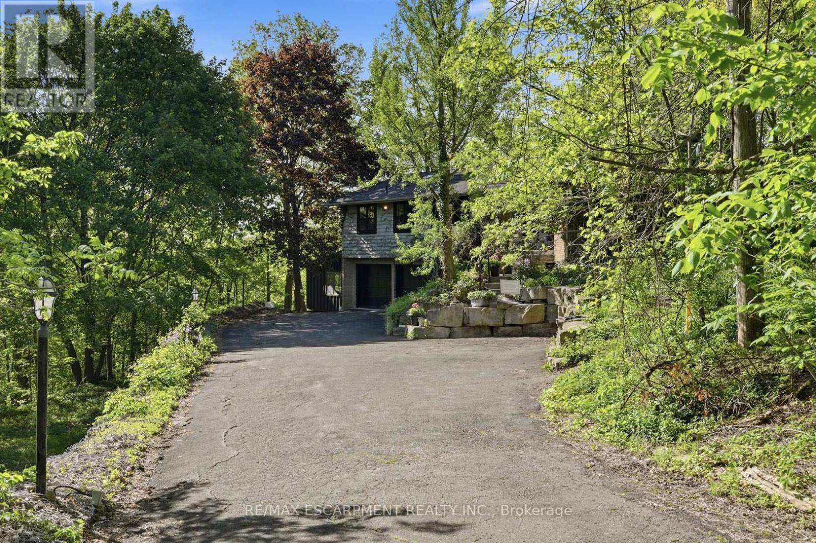 1987 Snake Road, Burlington, Ontario  L7P 4Y1 - Photo 50 - W13215112