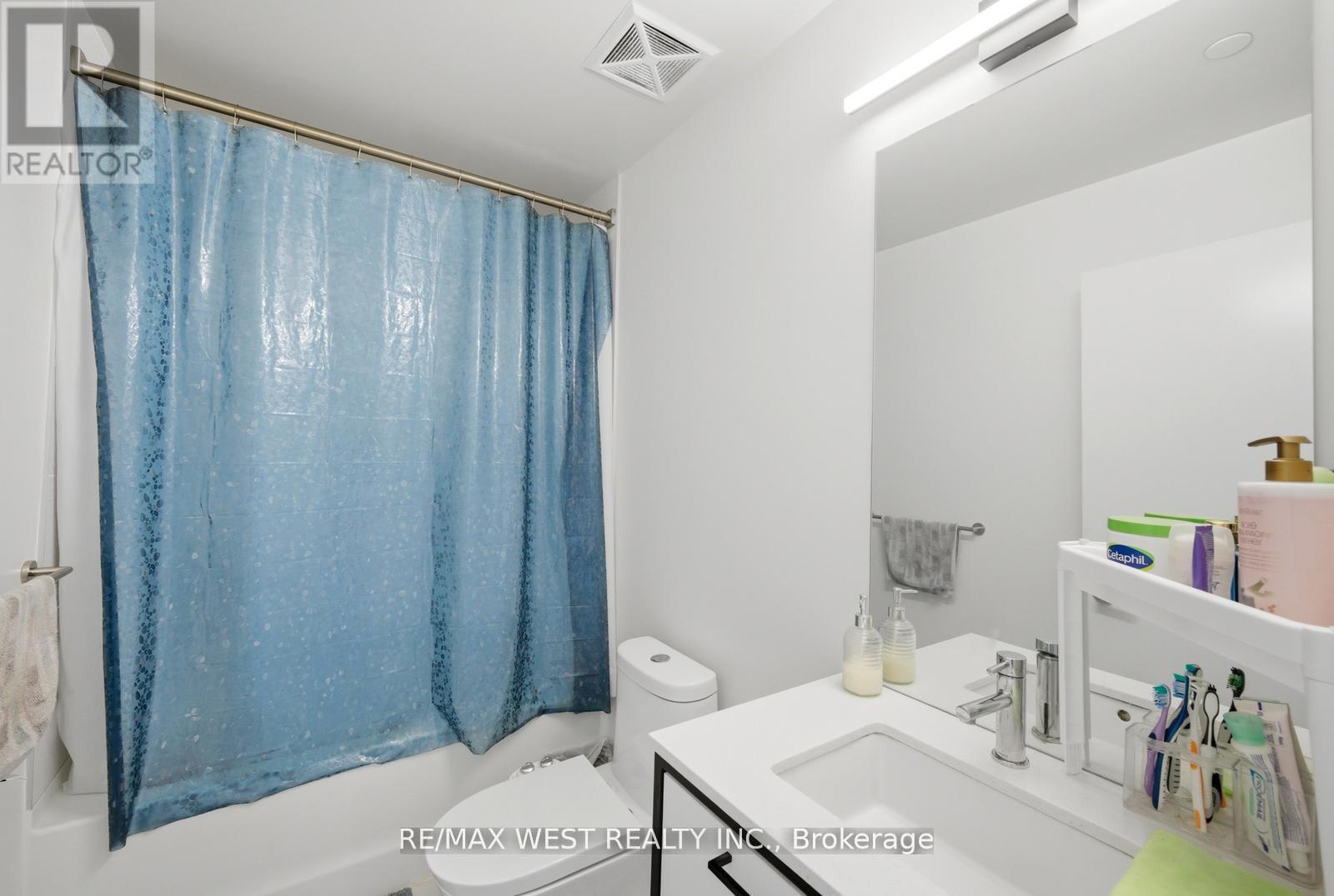 801 - 1808 St. Clair Avenue W, Toronto, Ontario  M6N 1J5 - Photo 15 - W13215128