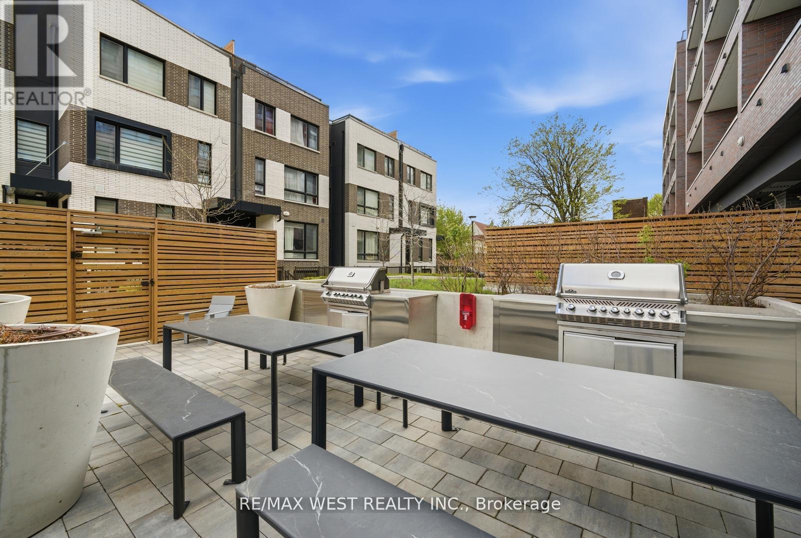 801 - 1808 St. Clair Avenue W, Toronto, Ontario  M6N 1J5 - Photo 26 - W13215128