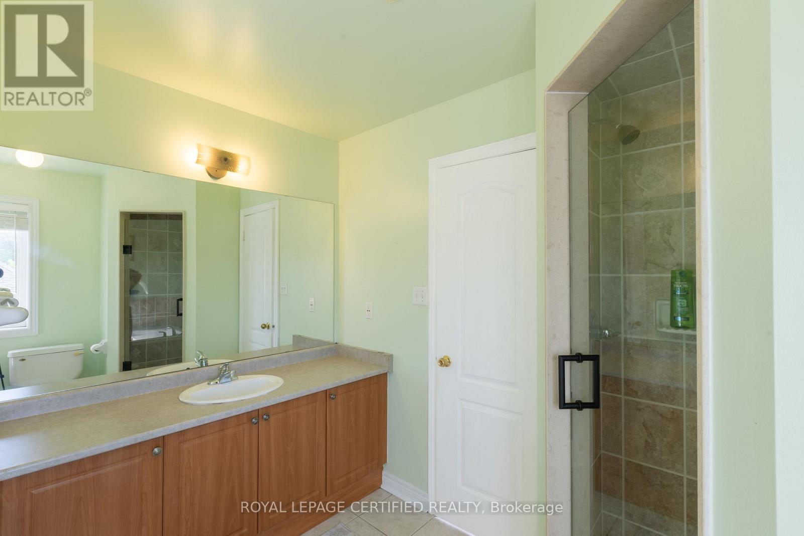 Upper - 20 Krakow Street, Brampton, Ontario  L6Y 0K7 - Photo 27 - W13215170