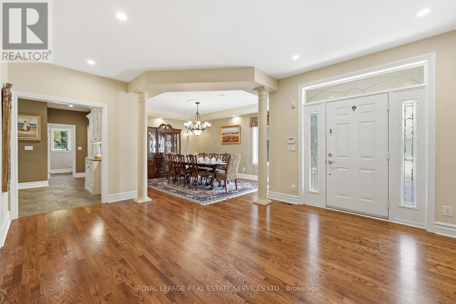 1227 Riverbank Way, Oakville, Ontario  L6H 6X4 - Photo 11 - W13215172