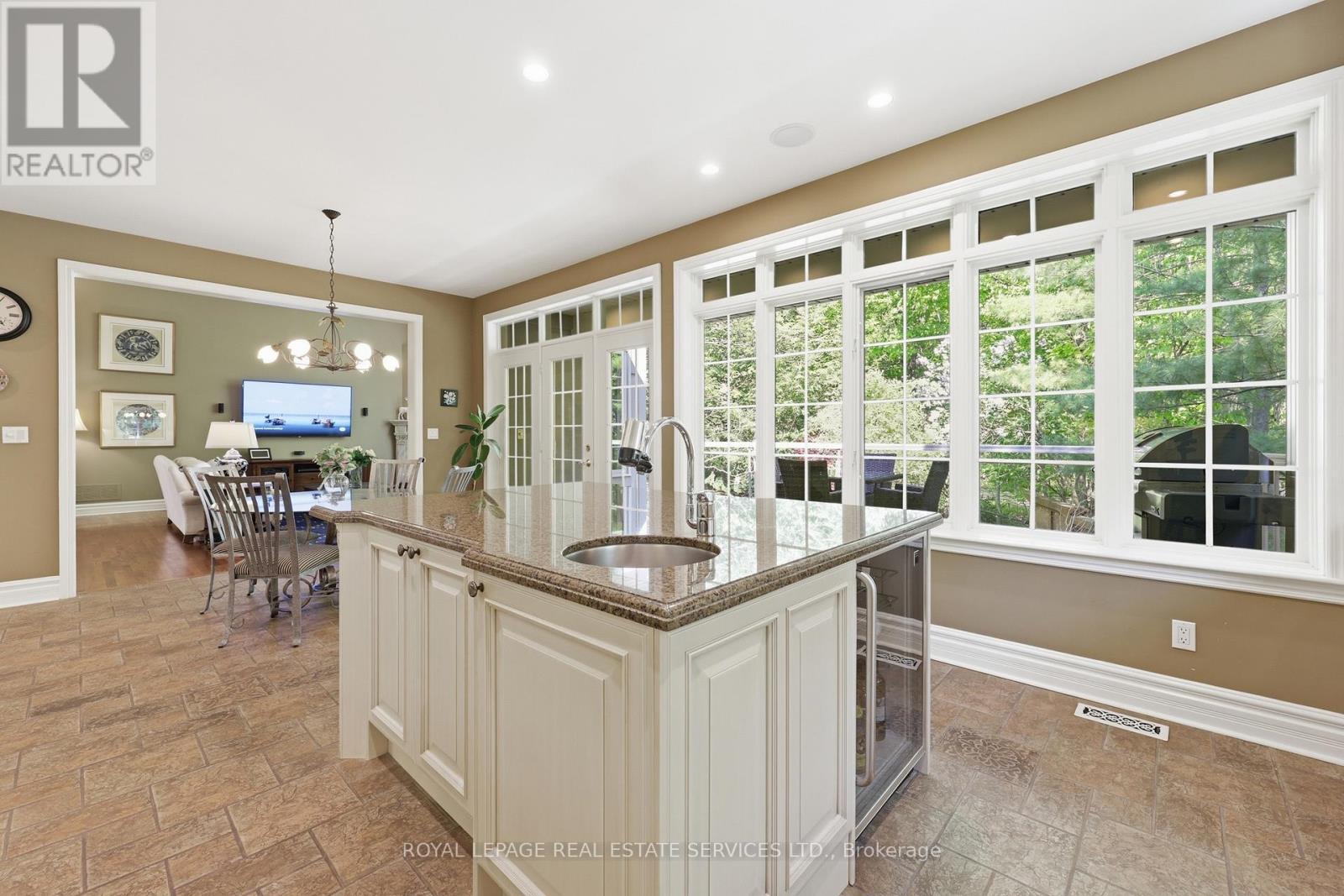1227 Riverbank Way, Oakville, Ontario  L6H 6X4 - Photo 24 - W13215172