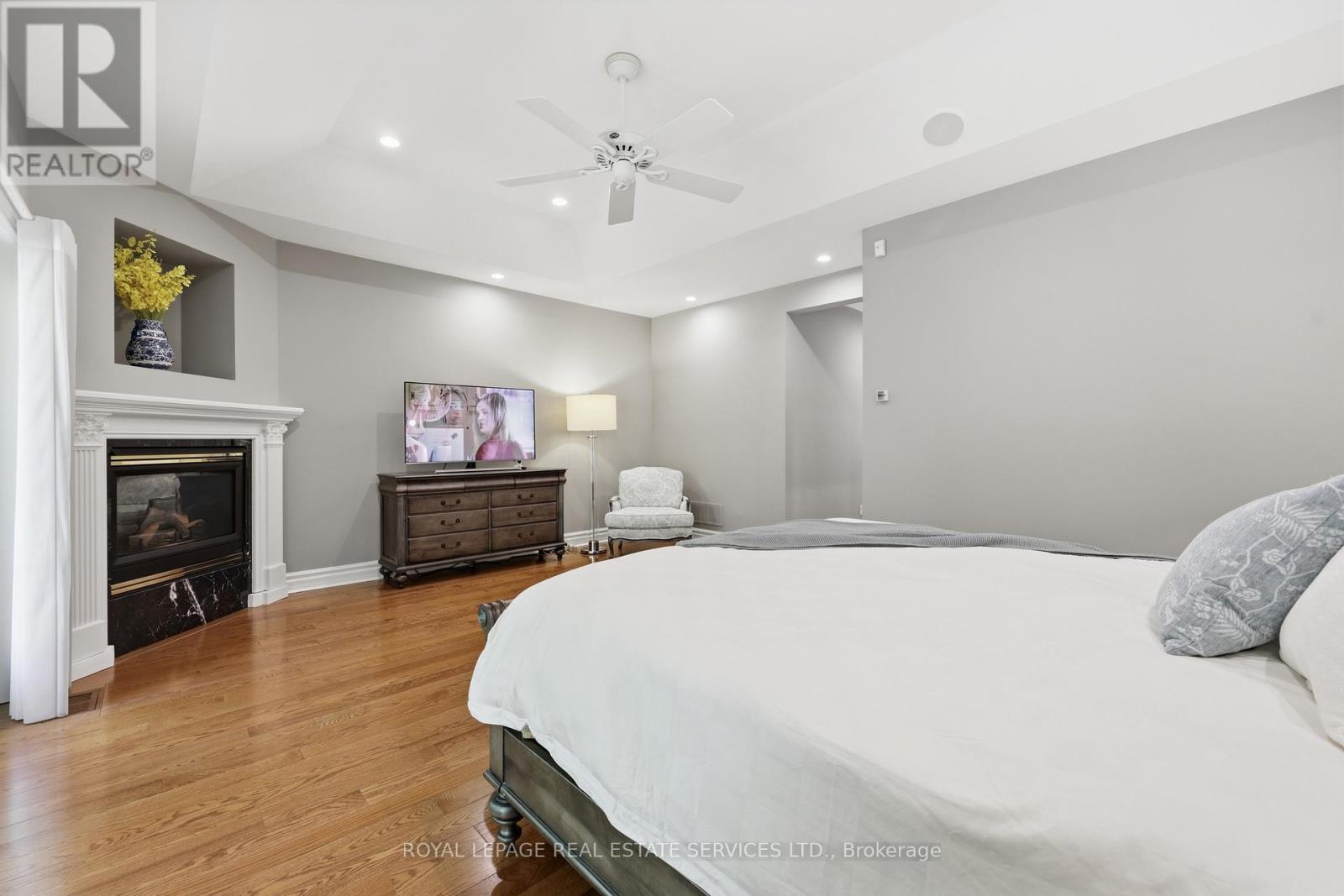 1227 Riverbank Way, Oakville, Ontario  L6H 6X4 - Photo 30 - W13215172
