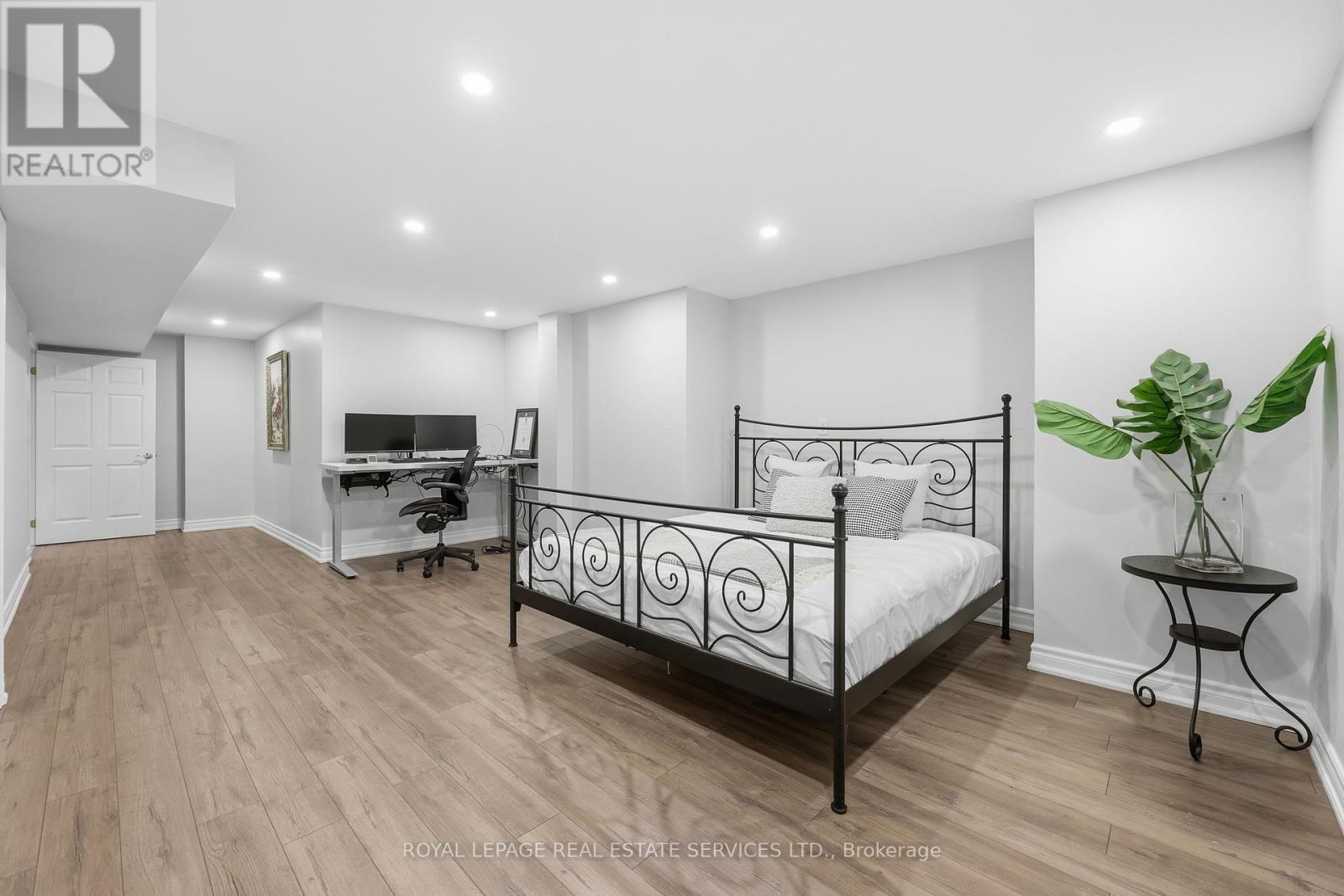 1227 Riverbank Way, Oakville, Ontario  L6H 6X4 - Photo 40 - W13215172