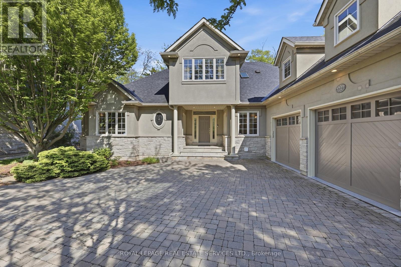 1227 Riverbank Way, Oakville, Ontario  L6H 6X4 - Photo 8 - W13215172