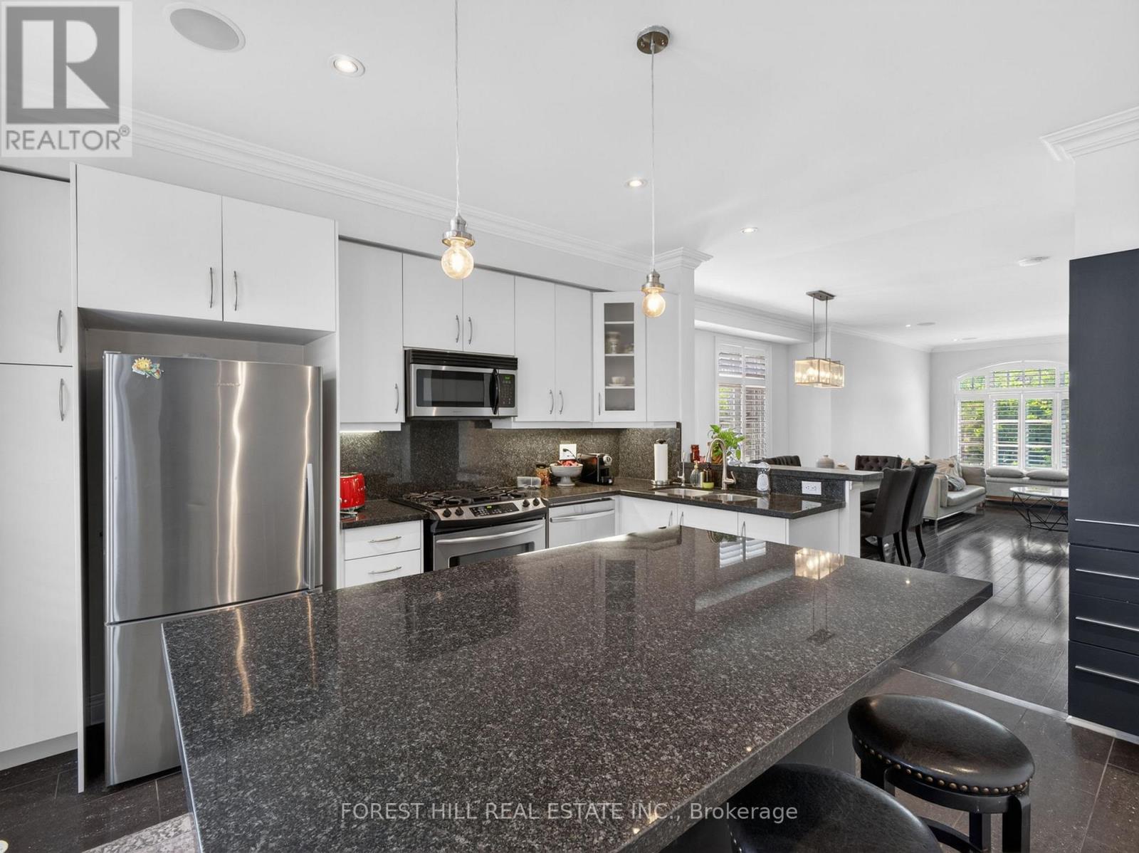 78 Cormier Heights, Toronto, Ontario  M8W 4S5 - Photo 10 - W13215256