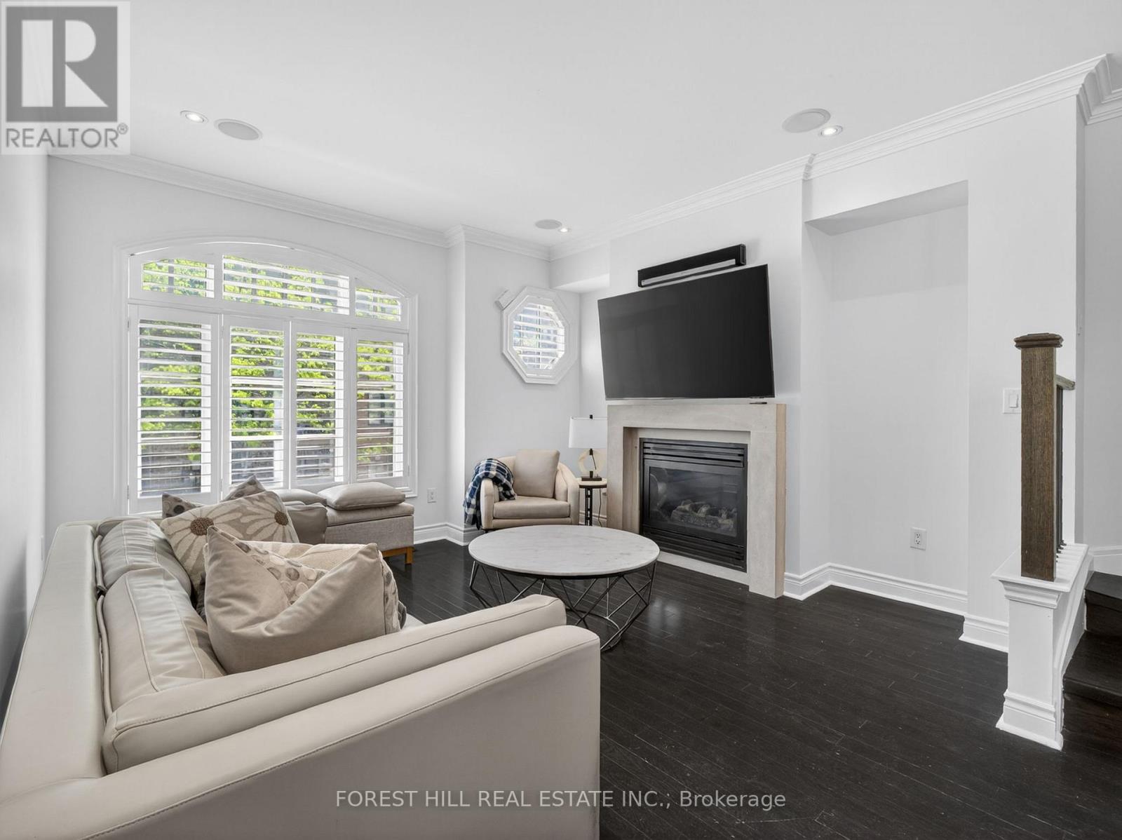78 Cormier Heights, Toronto, Ontario  M8W 4S5 - Photo 6 - W13215256