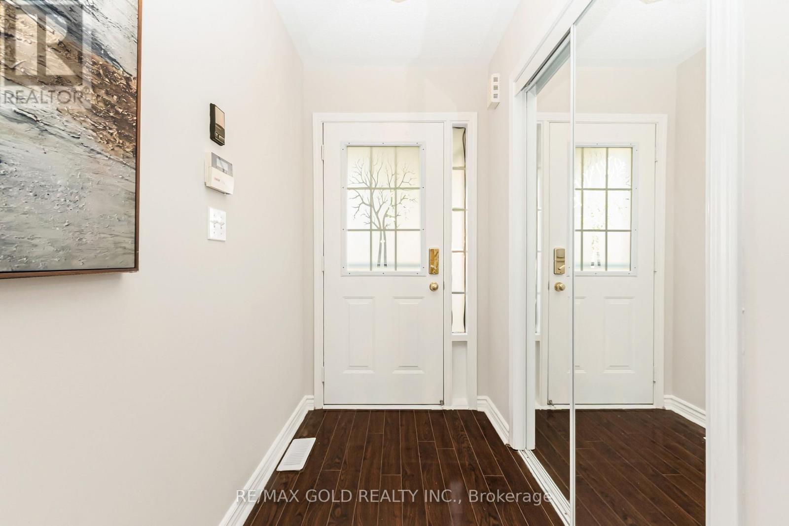 644 Porter Way, Milton, Ontario  L9T 5W2 - Photo 2 - W13215304