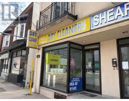 2415 DUNDAS STREET W, Toronto, Ontario