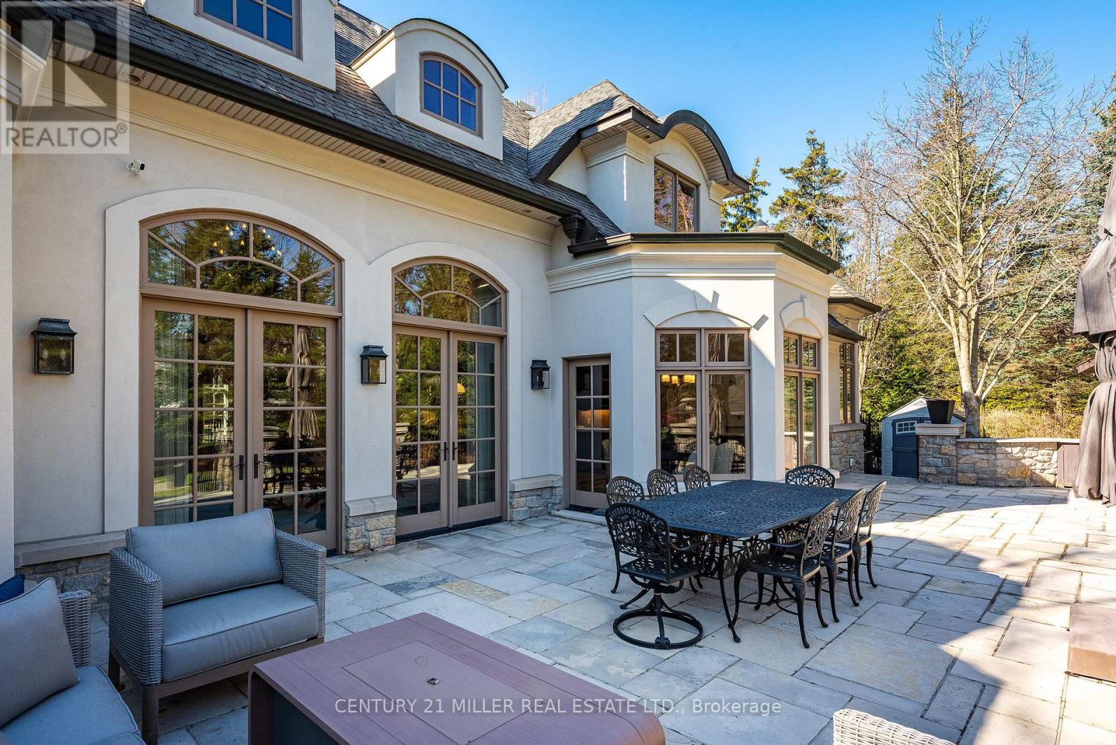 2096 Lakeshore Road E, Oakville, Ontario  L6J 1M3 - Photo 45 - W13215324