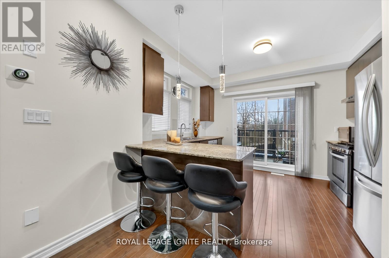 95 - 117a The Queensway, Toronto, Ontario  M6S 5B7 - Photo 12 - W13215340