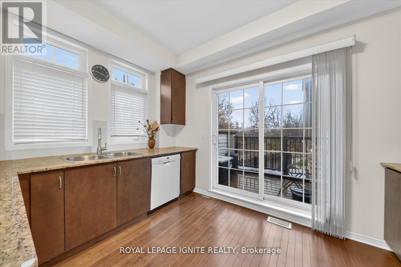 95 - 117a The Queensway, Toronto, Ontario  M6S 5B7 - Photo 13 - W13215340