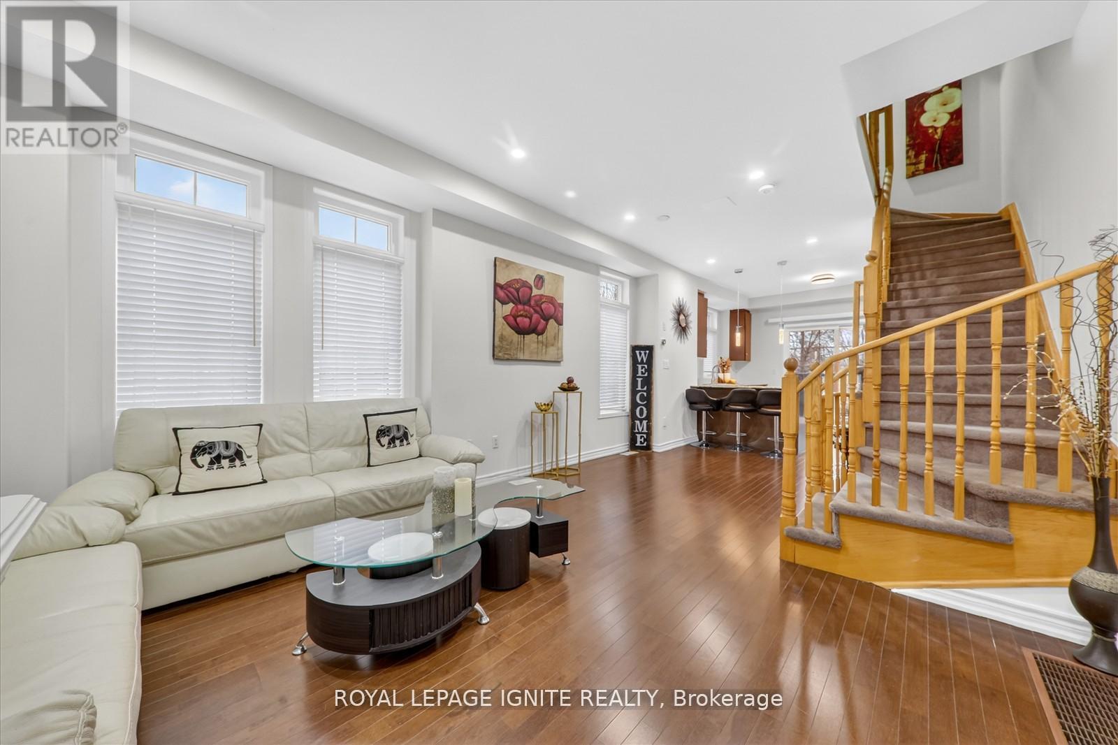 95 - 117a The Queensway, Toronto, Ontario  M6S 5B7 - Photo 6 - W13215340
