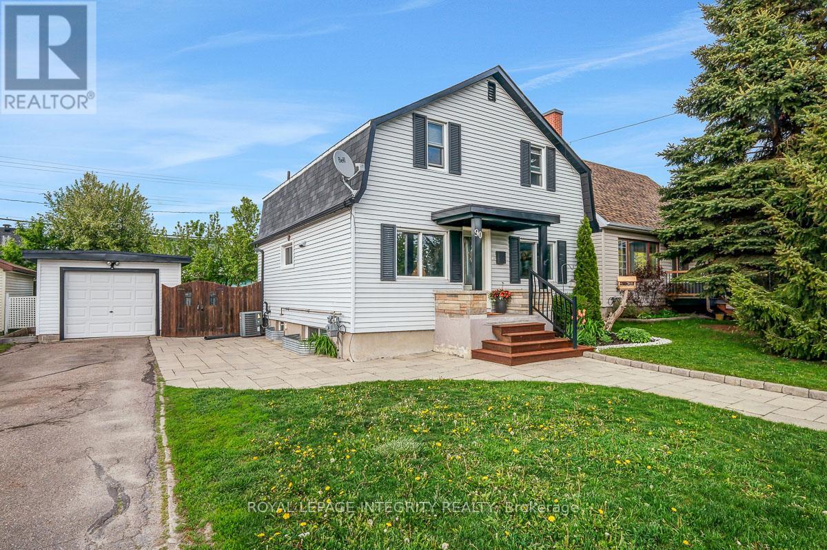 90 First Avenue, Arnprior, Ontario  K7S 1W3 - Photo 2 - X13215378