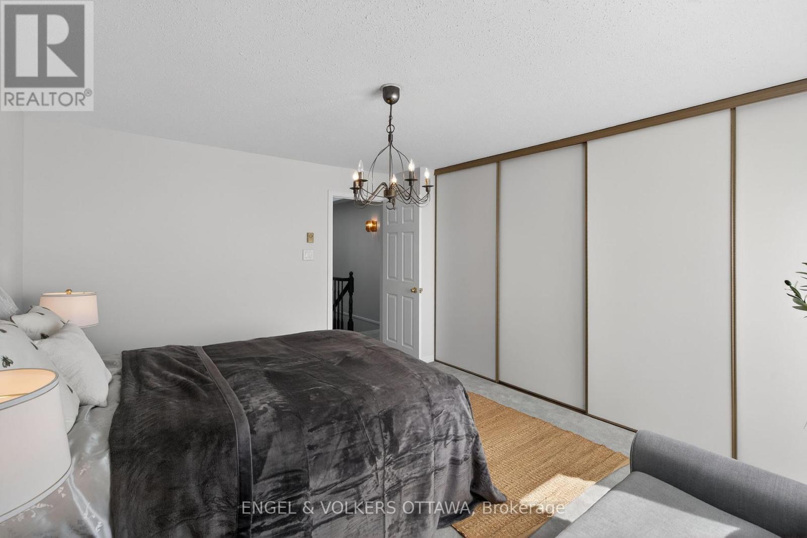 211 Briston Private, Ottawa, Ontario  K1G 5R5 - Photo 18 - X13215454