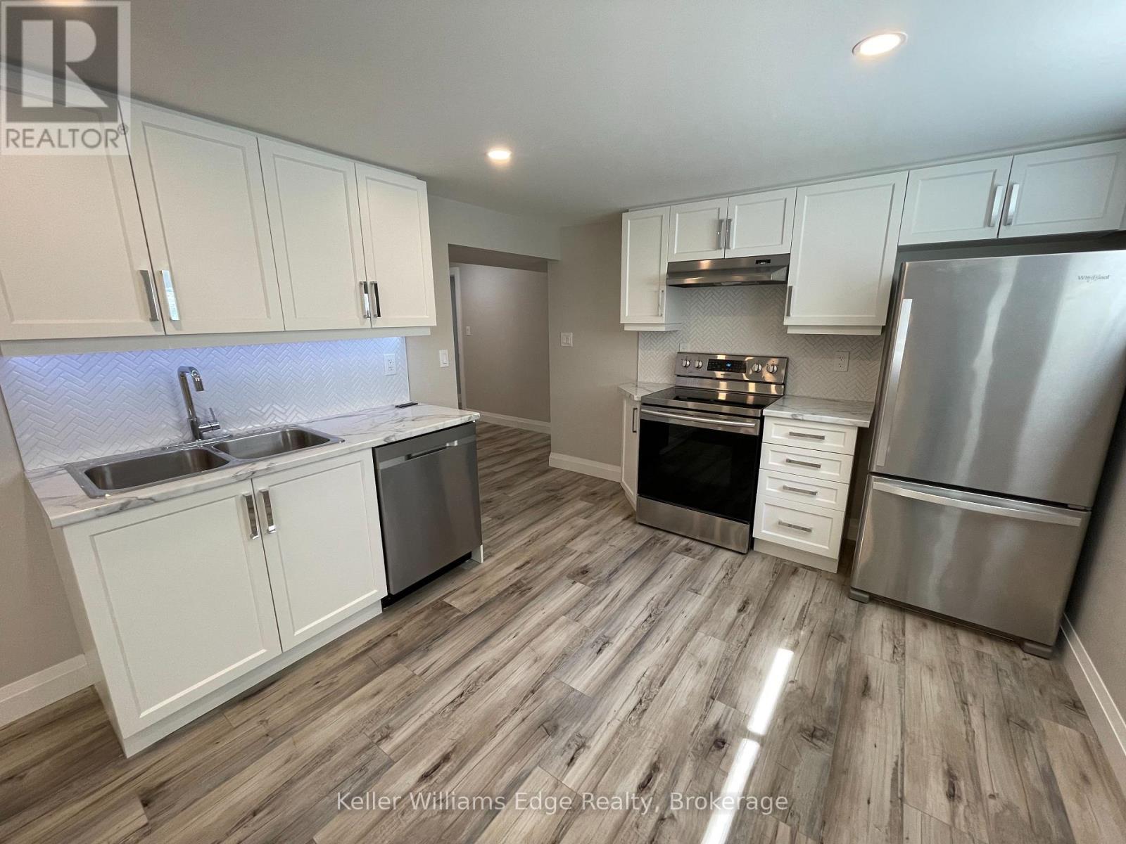 Lower - 24 Baroche Street, Hamilton, Ontario  L8V 4C7 - Photo 3 - X13215502