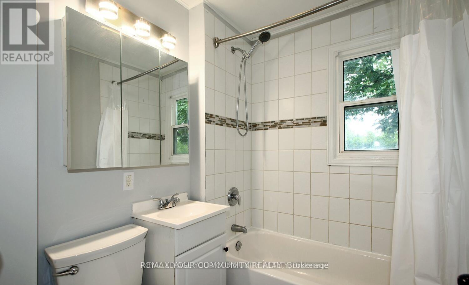 6159 Churchill Street, Niagara Falls, Ontario  L2G 2X2 - Photo 18 - X13215126