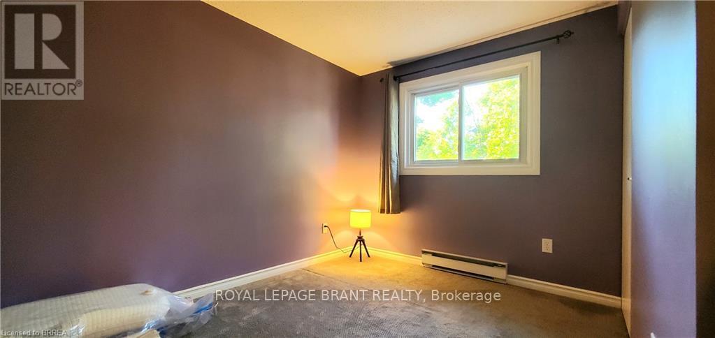 30 Inglewood Street, Brantford, Ontario  N3P 1A3 - Photo 11 - X13215320