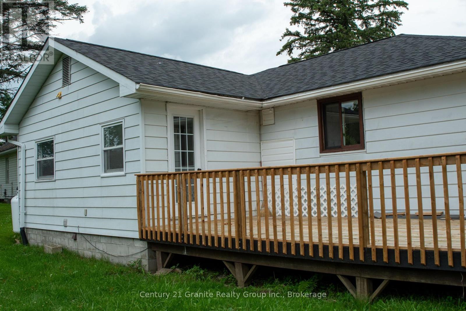 86 Water Street, Minden Hills, Ontario  K0M 2K0 - Photo 2 - X13215400