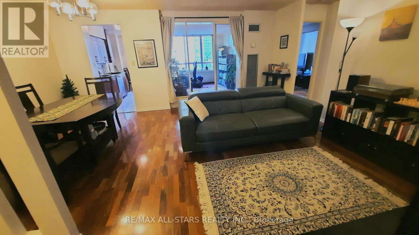 503 - 633 Hurizon On Bay Street, Toronto, Ontario  M5G 2G4 - Photo 10 - C13215396