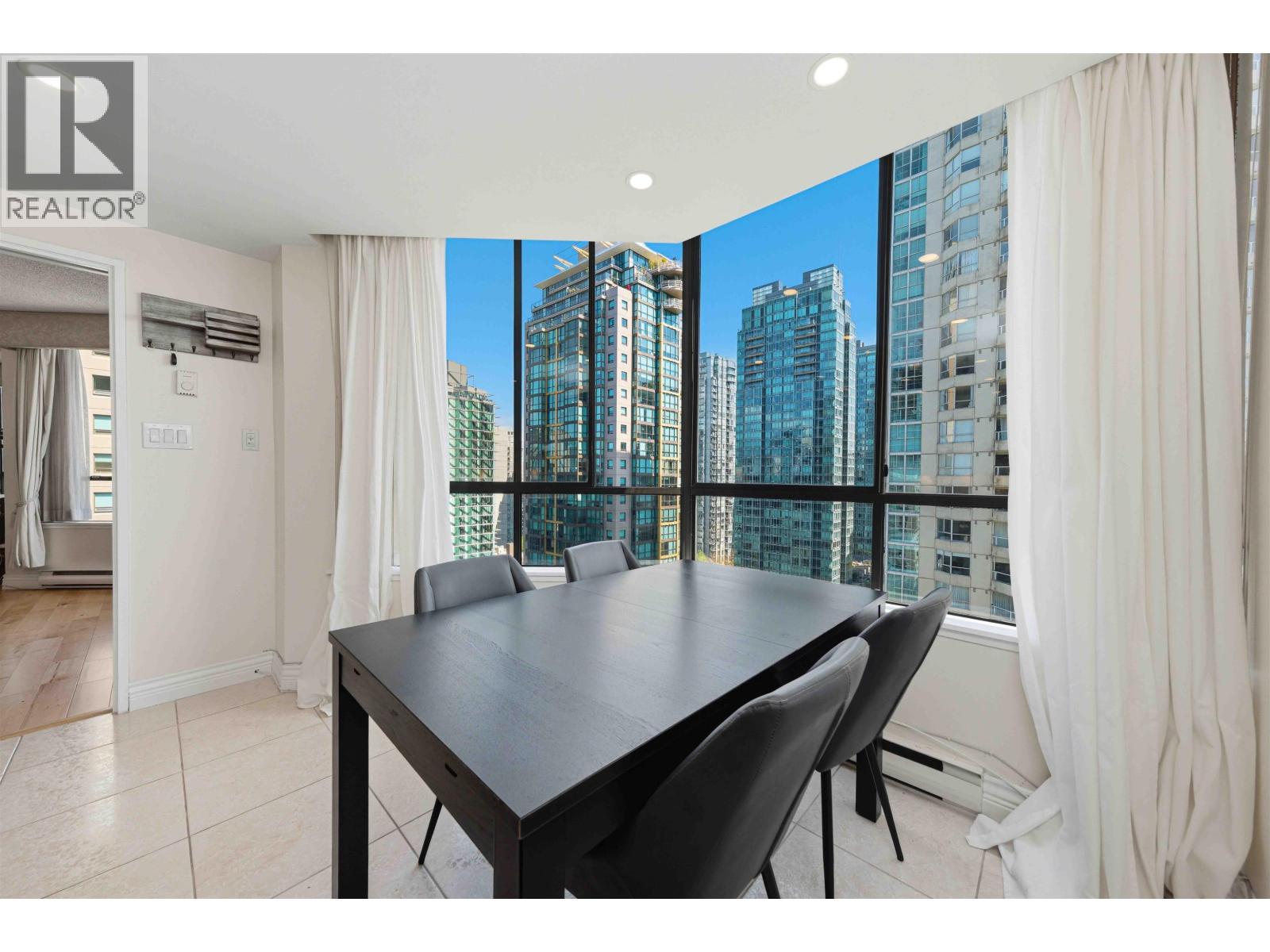 1602 738 Broughton Street, Vancouver, British Columbia V6G 3A7 - Photo 13 - R3129684