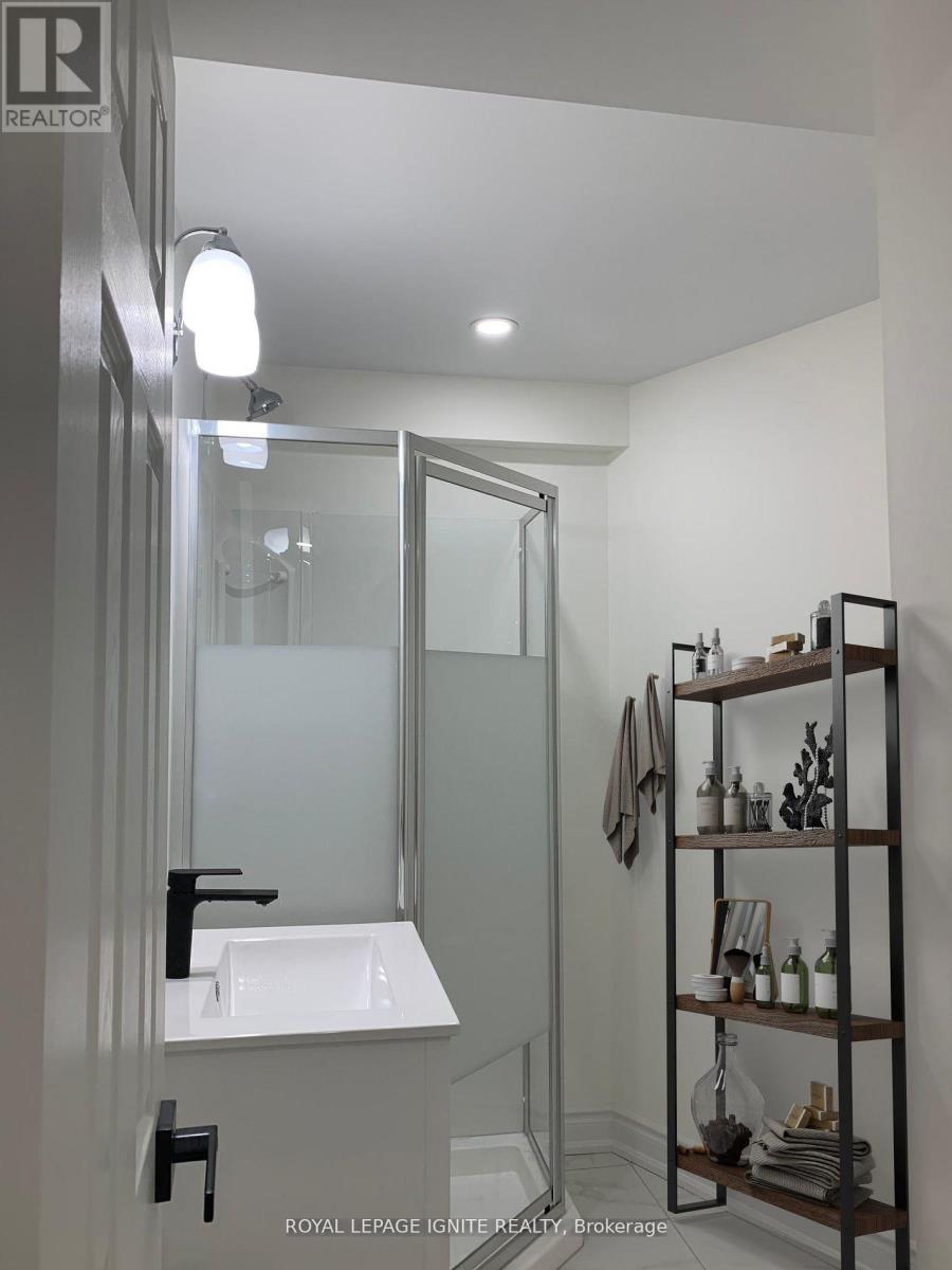 Bsmt - 79 Linton Avenue, Ajax, Ontario  L1T 2V5 - Photo 5 - E13215426