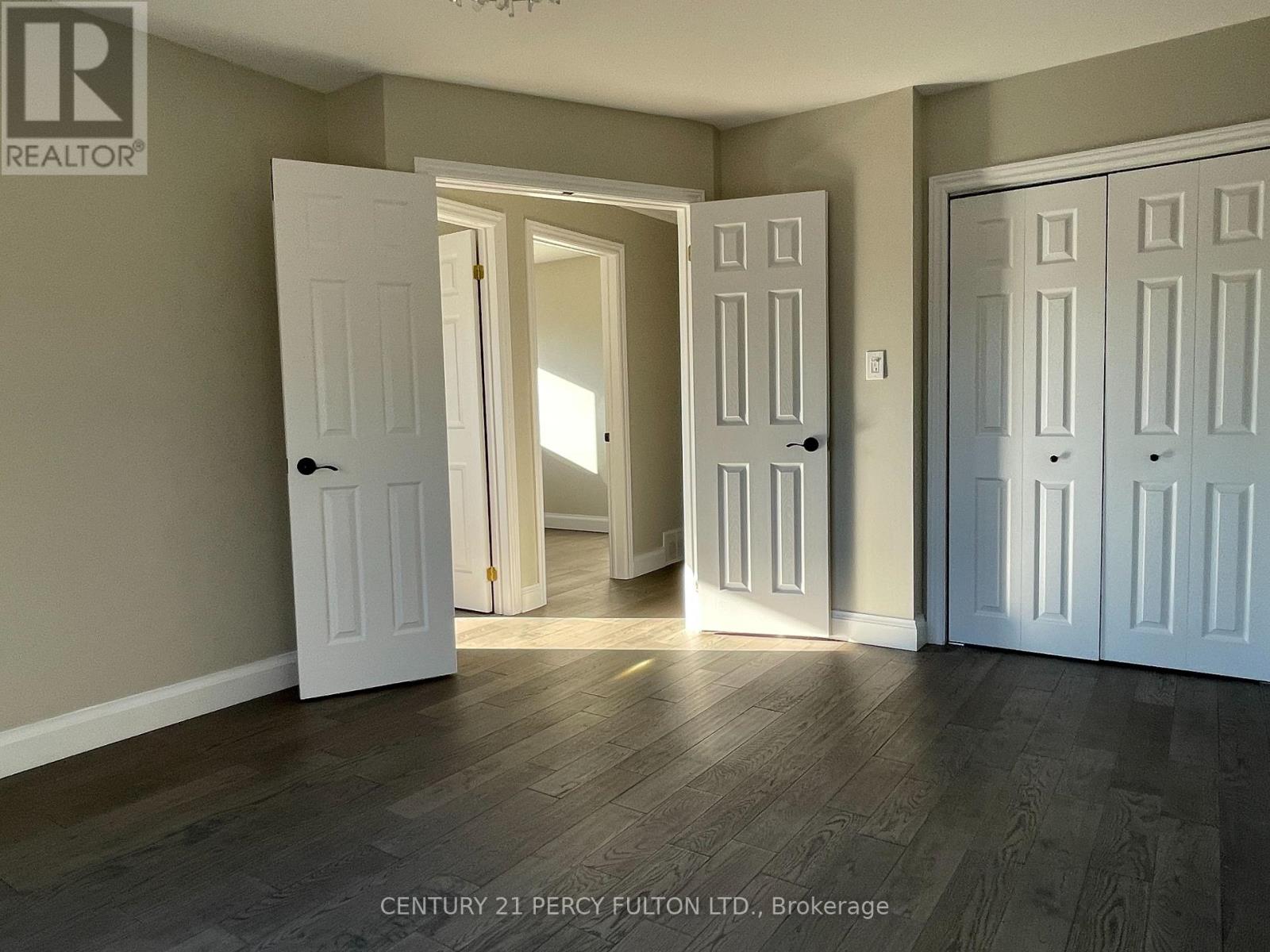 Upper - 771 Krosno Boulevard, Pickering, Ontario  L1W 1G5 - Photo 15 - E13215508