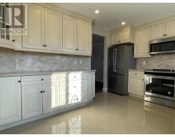 UPPER - 771 KROSNO BOULEVARD, Pickering, Ontario
