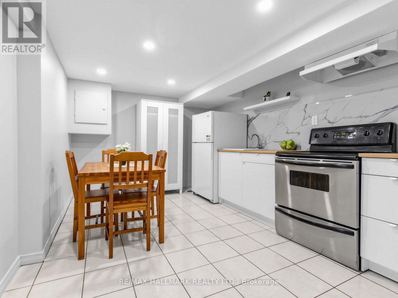 Bsmnt - 67 Trinnell Boulevard, Toronto, Ontario  M1L 1S6 - Photo 4 - E13215514