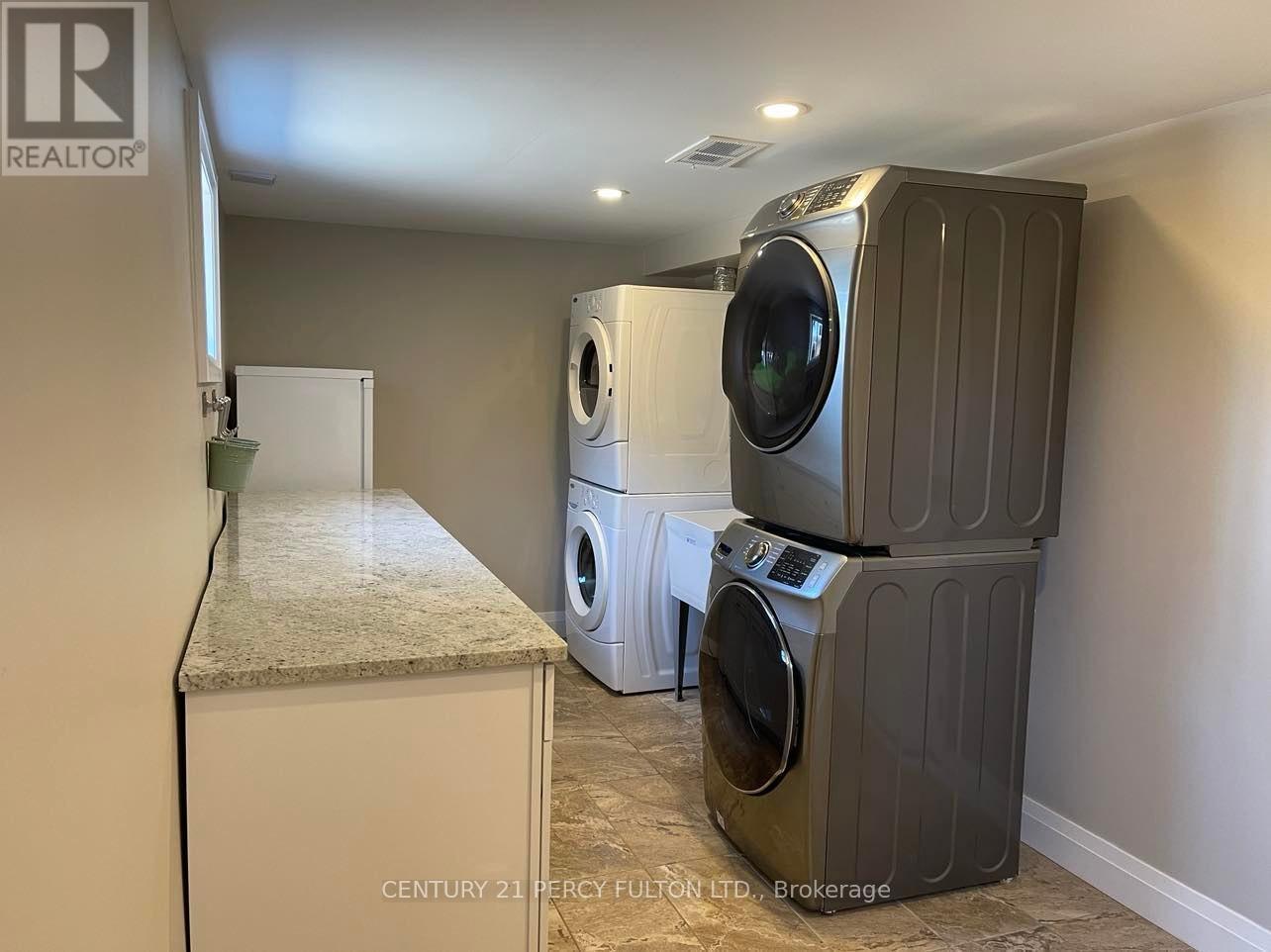 Bsmt - 771 Krosno Boulevard, Pickering, Ontario  L1W 1G5 - Photo 13 - E13215526